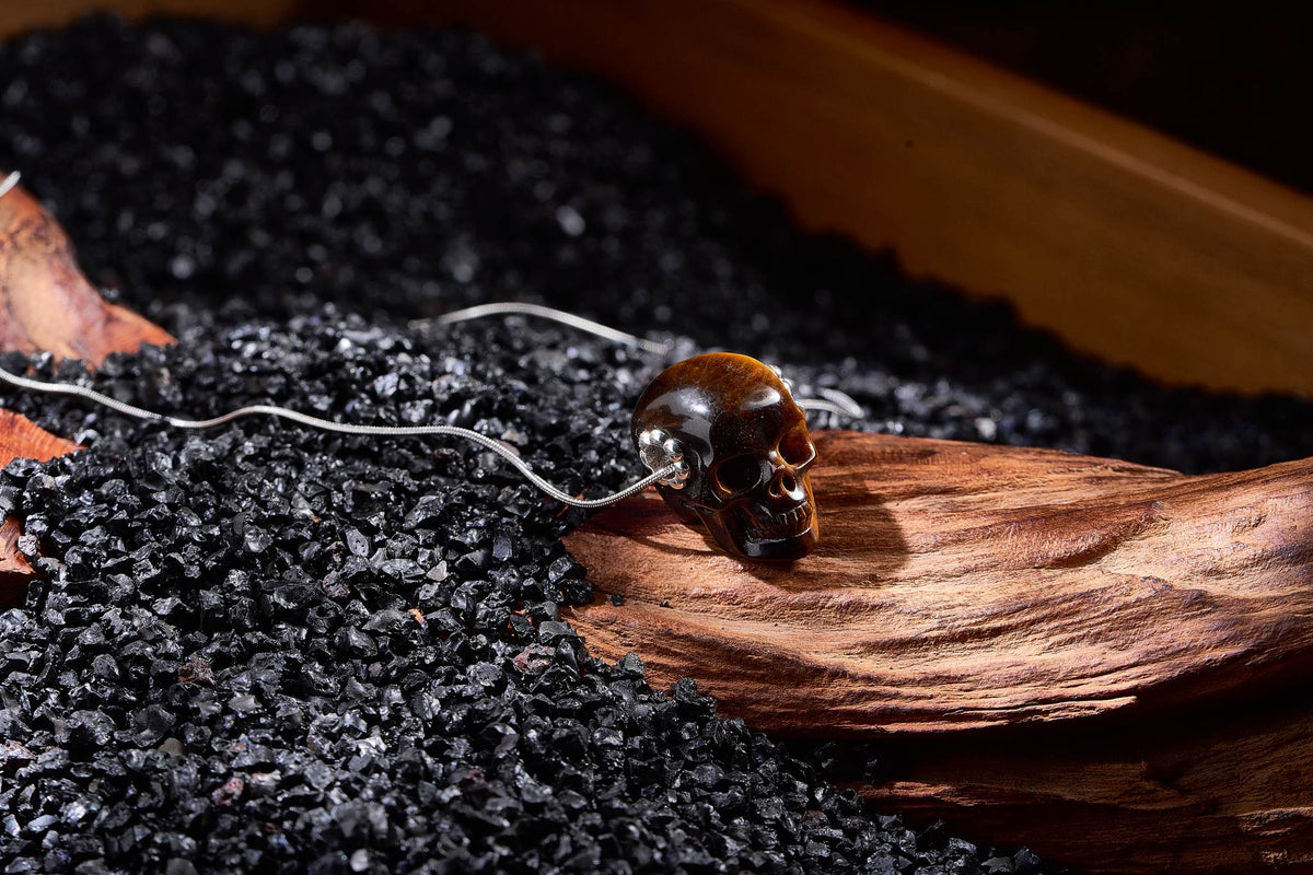1.0" Tiger's Eye Crystal Skull Necklace - Detail B