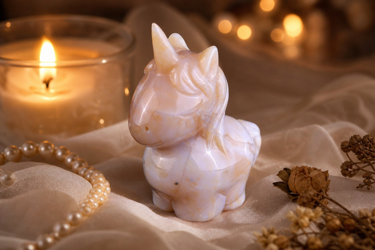3.0 Yellow Chalcedony Unicorn detail C